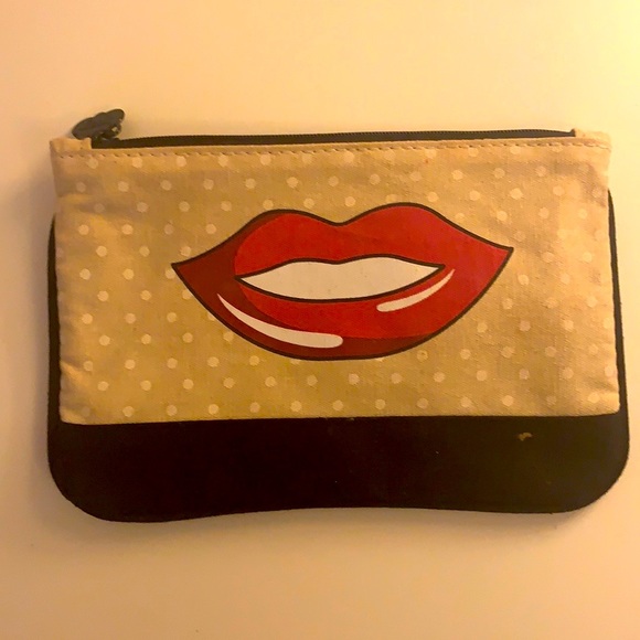 🎁✨2/$8 3/$10 5/$15 Assorted Ipsy bags - Picture 1 of 4